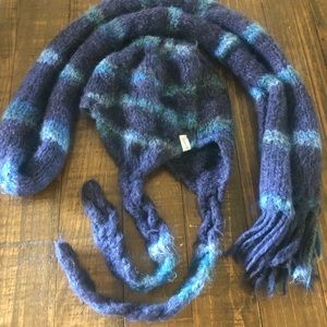 Womens Beanie Scarf Set - multi colored knit by Pistil